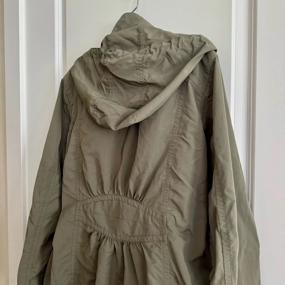 Eddie Bauer Olive Green Hooded Jacket - Picture 5 of 5